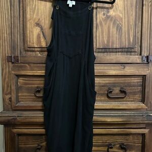 Black Sleeveless Jumpsuit